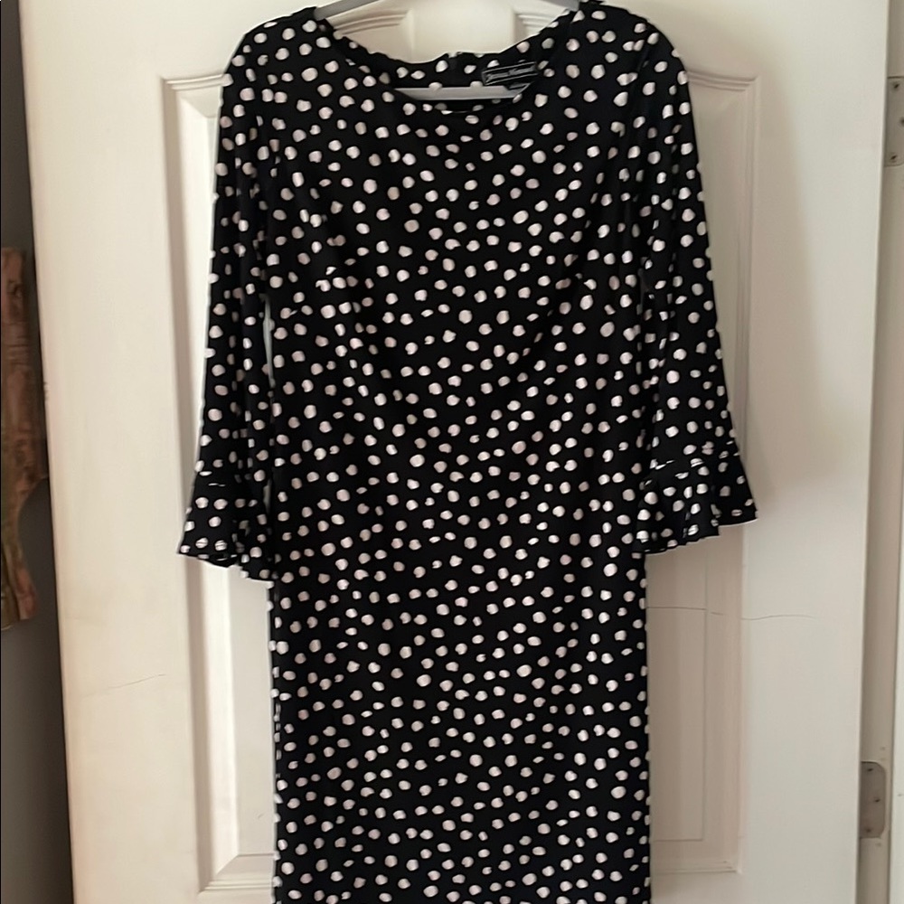 Jessica Howard Black and White Dotted Long Sleeve Dress
